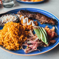 3 Amigos Bar & Grill - Carne Asada