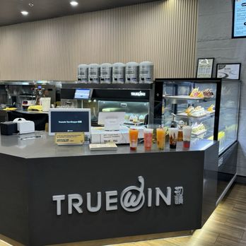 Truewin Tea Shoppe - Cashier area - as of 11.9.24 - Bubble Tea Near Me - Newark, California
