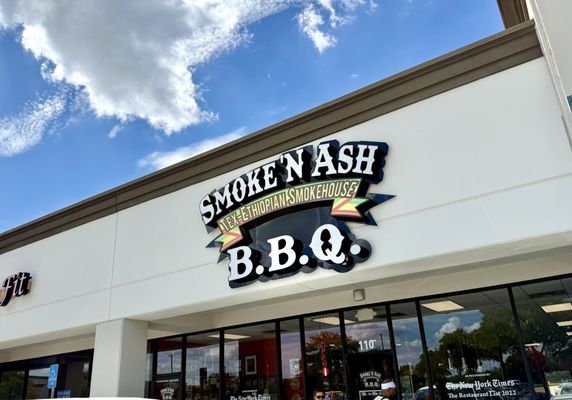 Smoke'N Ash BBQ by null Smoke'N Ash BBQ by null
