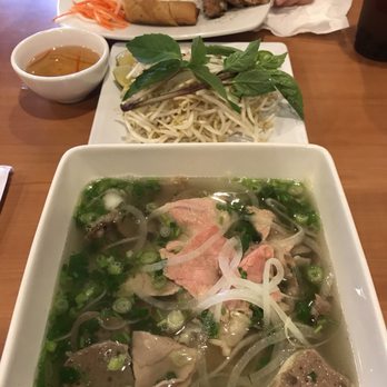 Pho Lan Asian Bistro - Vietnamese Near Me - Moore, Oklahoma