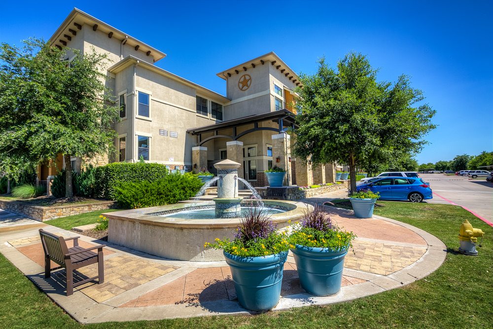 OLD HICKORY SQUARE APARTMENTS Updated October 2024 29 Photos & 17