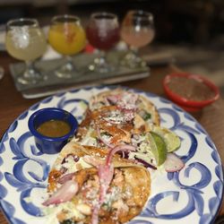 El Torito - Taco Salmon