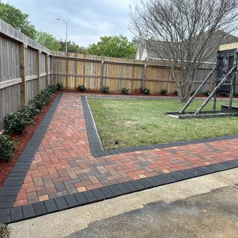 Professional Pavers - designs and installation - Landscaping Near Me Professional Pavers - designs and installation - Landscaping Near Me