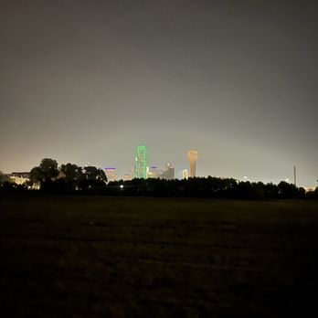 Trinity Overlook Park - Night views - Parks Near Me - Dallas, Texas Trinity Overlook Park - Night views - Parks Near Me - Dallas, Texas