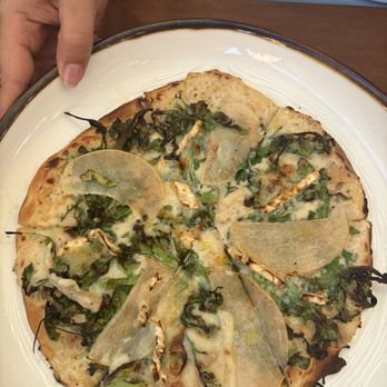 Bacari - Pear pizza - Mediterranean Near Me - Long Beach, California