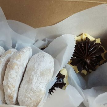 Corbos Pasta and Pizza House - almond powdered Cresent cookies and butter cookies with thick chocolate icing. - Bakeries Near Me - Cleveland, Ohio Corbos Pasta and Pizza House - almond powdered Cresent cookies and butter cookies with thick chocolate icing. - Bakeries Near Me - Cleveland, Ohio