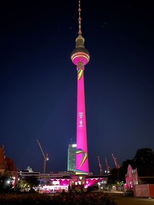 Berlin TV Tower by null