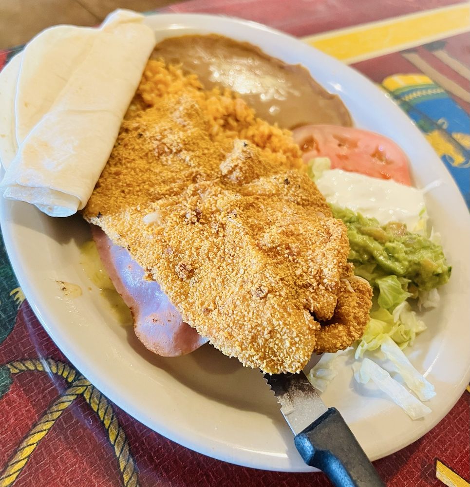 Food from Mi Rancho Bravo