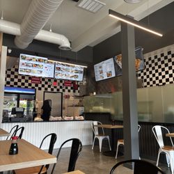 Pa’s Papa - The dining area