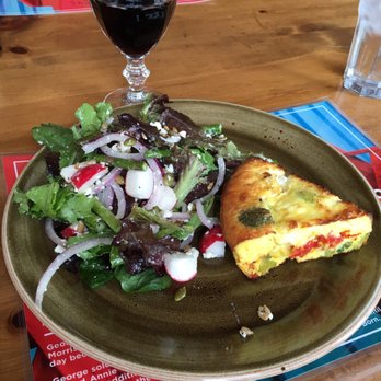 Rosemont General Store & Kitchen - Quiche with Salad - Cafes Near Me - Mulmur, Ontario Rosemont General Store & Kitchen - Quiche with Salad - Cafes Near Me - Mulmur, Ontario