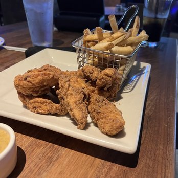 Yard House - Chicken Strips - New American Near Me - Sacramento, California Yard House - Chicken Strips - New American Near Me - Sacramento, California