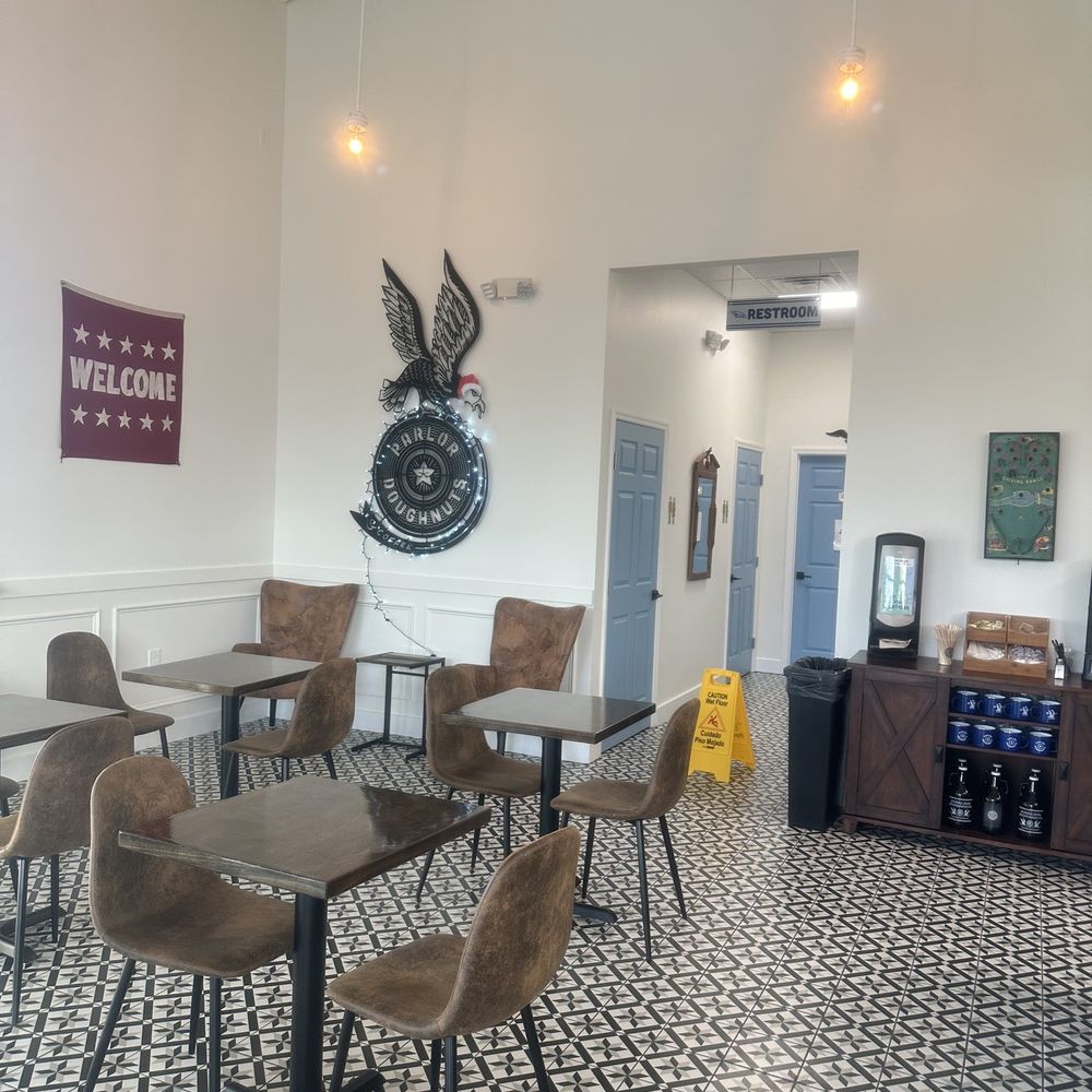 Parlor Doughnuts - Dining area - Donuts Near Me - St. Augustine, Florida Parlor Doughnuts - Dining area - Donuts Near Me - St. Augustine, Florida