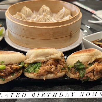 Dumpling Yo! - Pork Soup Filled Dumplings Roujiamo Braised Mushrooms with Greens - Dim Sum Near Me - Sacramento, California Dumpling Yo! - Pork Soup Filled Dumplings Roujiamo Braised Mushrooms with Greens - Dim Sum Near Me - Sacramento, California