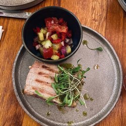 Tuna steak