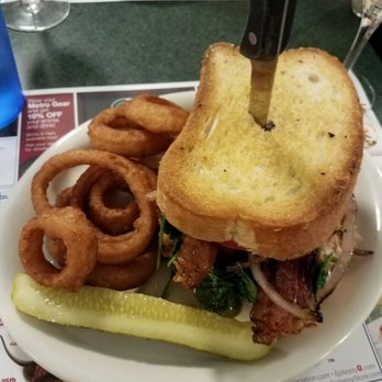 Metro Diner - Pork Tenderloin sandwich from heaven! - American Near Me - Altamonte Springs, Florida