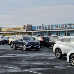 Columbus Farmers Market - Parking lot