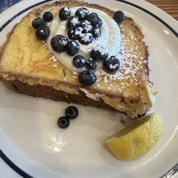 IHOP - Thick N Fluffy Lemon Ricotta Blueberry French Toast - Breakfast & Brunch Near Me - Medford, Oregon