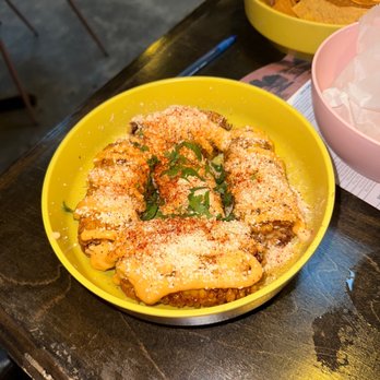 Vals - Elote - Seafood Near Me - New Orleans, Louisiana Vals - Elote - Seafood Near Me - New Orleans, Louisiana
