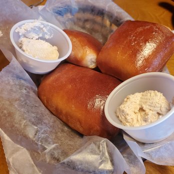 Texas Roadhouse - Delicious dinner rolls with that cinnamon butter. - Steakhouses Near Me - Newington, New Hampshire Texas Roadhouse - Delicious dinner rolls with that cinnamon butter. - Steakhouses Near Me - Newington, New Hampshire