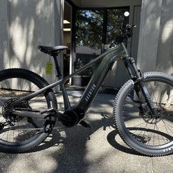 Electric Bike Center - Aventon Ramblas