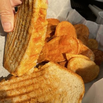 Spring Side Restaurant - 4 Cheese grilled cheese w/ homemade chips - New American Near Me - Silver Springs, Florida Spring Side Restaurant - 4 Cheese grilled cheese w/ homemade chips - New American Near Me - Silver Springs, Florida