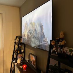 Tucker's Optimum Visual Installations - Tv mounted with hidden wires