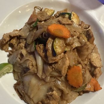 Sabai Thai Kitchen - Pad Sew Ew - Thai Near Me - San Antonio, Texas Sabai Thai Kitchen - Pad Sew Ew - Thai Near Me - San Antonio, Texas
