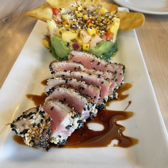 Mel's at 22 - Ahi Tuna - Bars Near Me - Cooperstown, New York