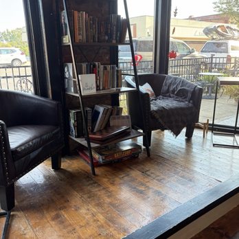 Dammed Good Coffee Company - Coffee & Tea Near Me - Centre, Alabama