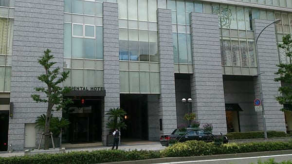 Oriental Hotel by null