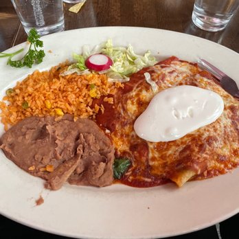 Maria's Mexican Restaurant - Spinach Enchiladas - Mexican Near Me - Chicago, Illinois