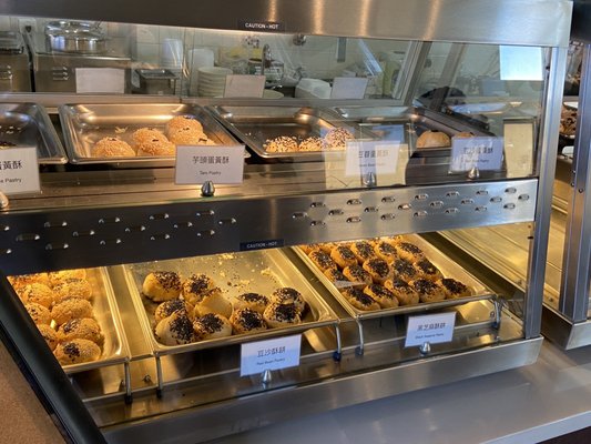 Four Sea Restaurant by null