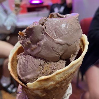 Moo Moo Cows - Ice Cream & Frozen Yogurt Near Me - Baltimore, Maryland Moo Moo Cows - Ice Cream & Frozen Yogurt Near Me - Baltimore, Maryland