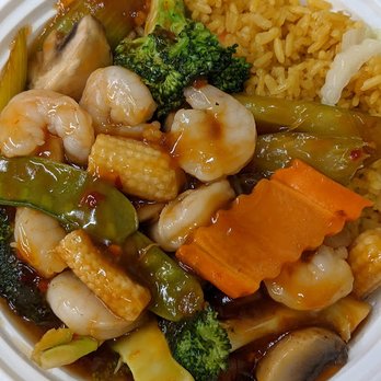 China One Express - Shrimp with Garlic Sauce. It wasn't spicy, but also not too sweet. I enjoyed my lunch a lot. - Chinese Near Me - Lancaster, New York