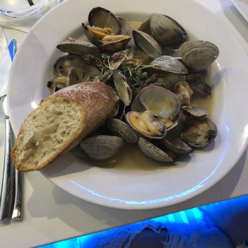 47 North Bar + Bistro - clams - New American Near Me - Bellevue, Washington 47 North Bar + Bistro - clams - New American Near Me - Bellevue, Washington