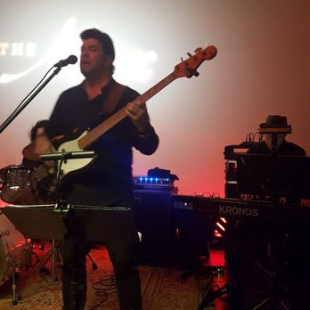 The Mixx Pasadena - Live music! - New American Near Me - Pasadena, California