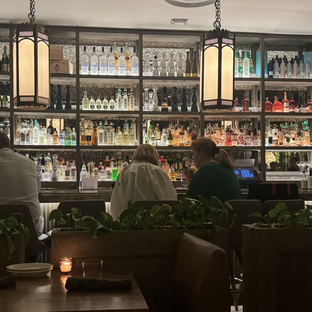Aba Miami - Bal Harbour - View of the bar - Mediterranean Near Me - Bal Harbour, Florida