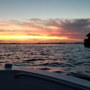 Manatee Bay Marina - Vacation Rentals Near Me - Key Largo, Florida Manatee Bay Marina - Vacation Rentals Near Me - Key Largo, Florida