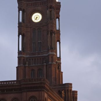 Rotes Rathaus - Landmarks & Historical Buildings Near Me - Berlin, BE