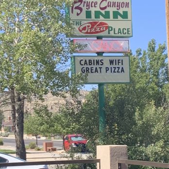 Pizza Place - Outside - Pizza Near Me - Tropic, Utah Pizza Place - Outside - Pizza Near Me - Tropic, Utah