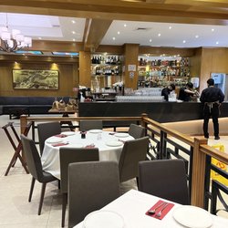 Nueva China - Restaurant empty.