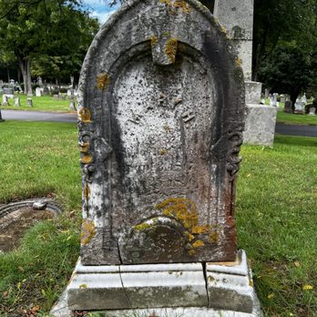 Laurel Hill Cemetery Assoc - Funeral Services & Cemeteries Near Me - Saco, Maine