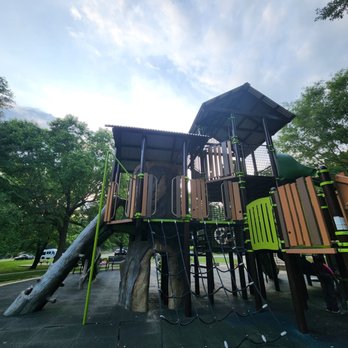 Wilson Park - Parks Near Me - Fayetteville, Arkansas