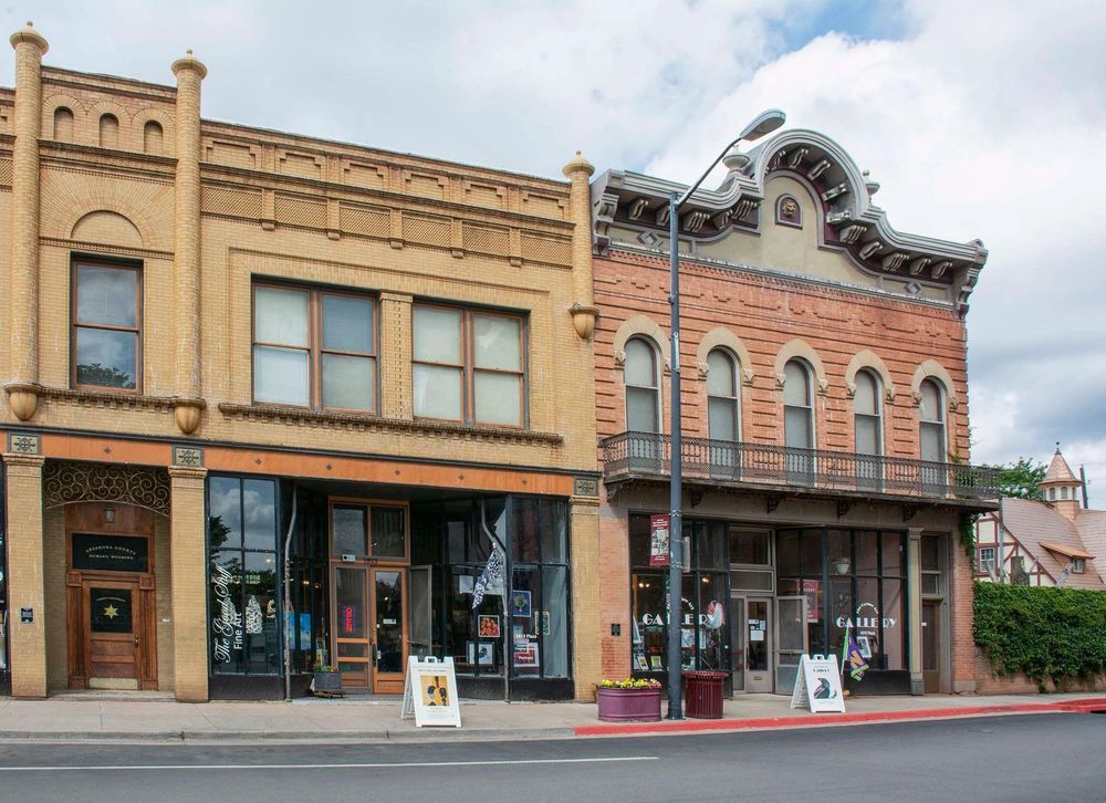 Social spots from The Corner Art Gallery