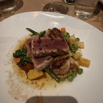 Dyron's Low Country - Tuna Scallops - New American Near Me - Mountain Brook, Alabama Dyron's Low Country - Tuna Scallops - New American Near Me - Mountain Brook, Alabama