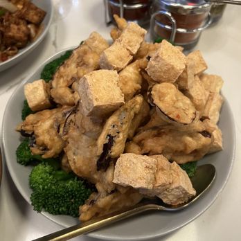 Sisters Thai - Fried Tofu, Eggplant & Broccoli - Thai Near Me - Alexandria, Virginia Sisters Thai - Fried Tofu, Eggplant & Broccoli - Thai Near Me - Alexandria, Virginia