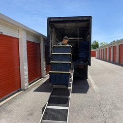 Reyes Transport Services