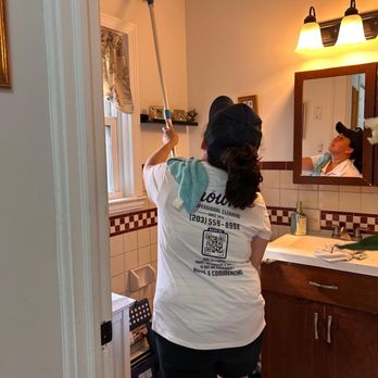 Crown's Professional Cleaning - Home Cleaning Near Me - Stamford, Connecticut Crown's Professional Cleaning - Home Cleaning Near Me - Stamford, Connecticut