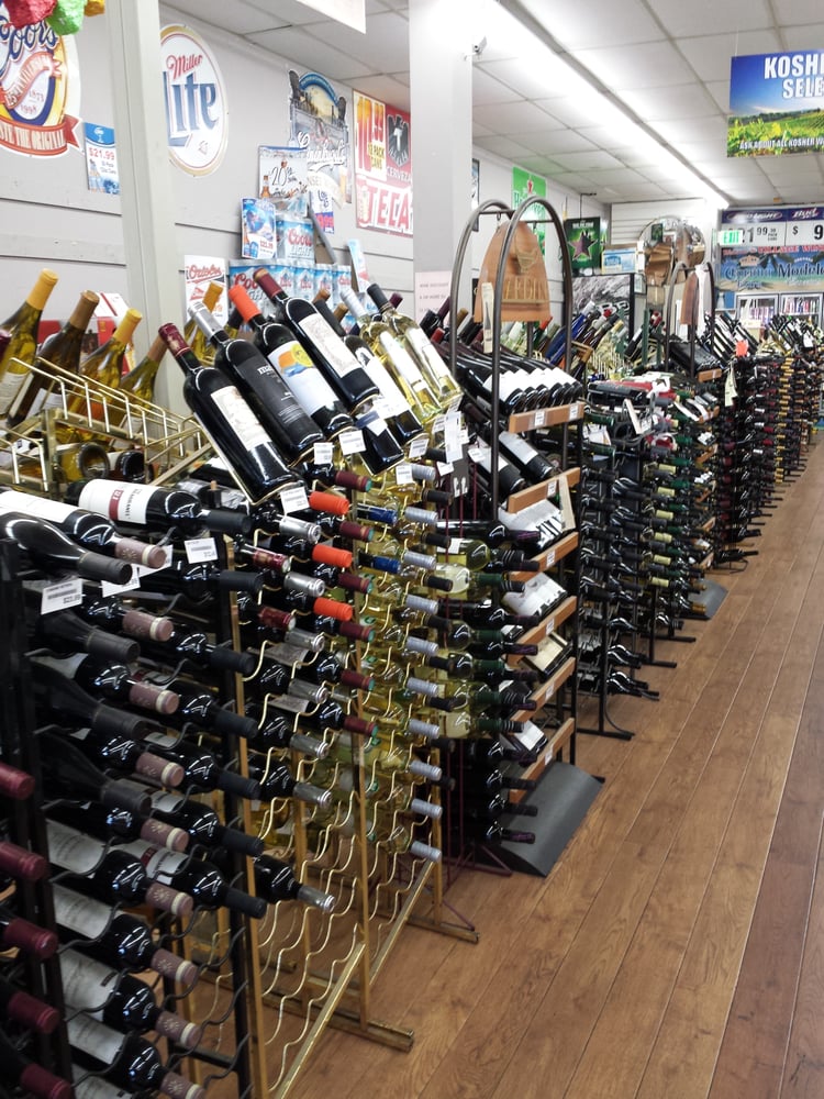 VILLAGE WINES & LIQUORS Updated June 2024 13 Photos 7006