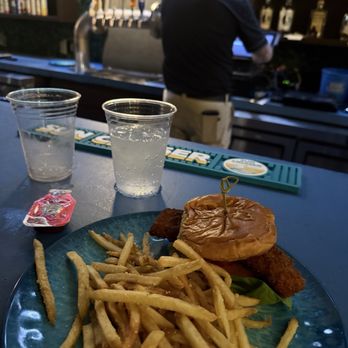 River's Edge - Mahi Sandwich - Seafood Near Me - Tampa, Florida